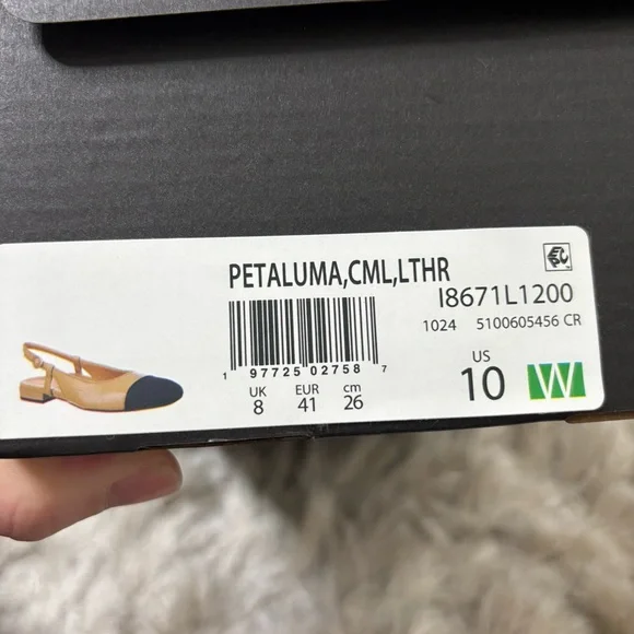 NWT Vionic Petaluma Camel Tan Leather Black Cap Toe Slingback Flats Size 10 Wide - Picture 7 of 7